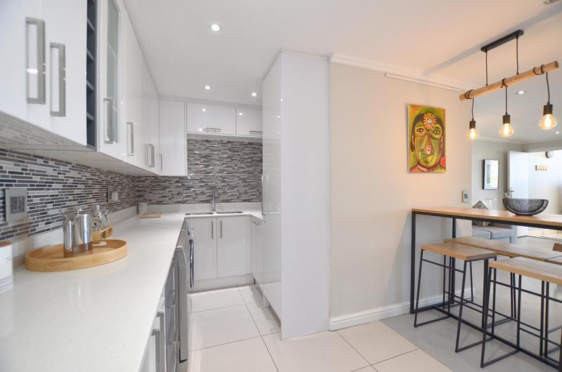 To Let 1 Bedroom Property for Rent in Bloubergstrand Western Cape